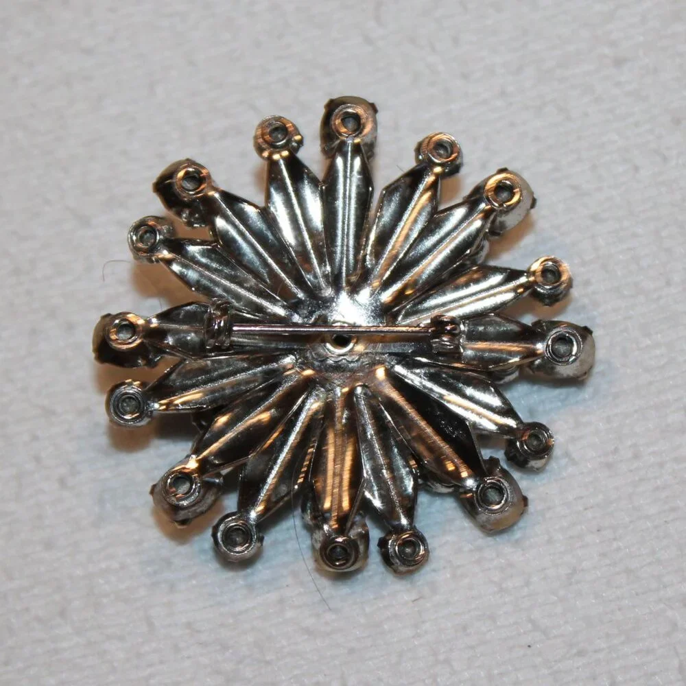 beautiful vintage round blue rhinestone brooch pin silver tone burst prong set